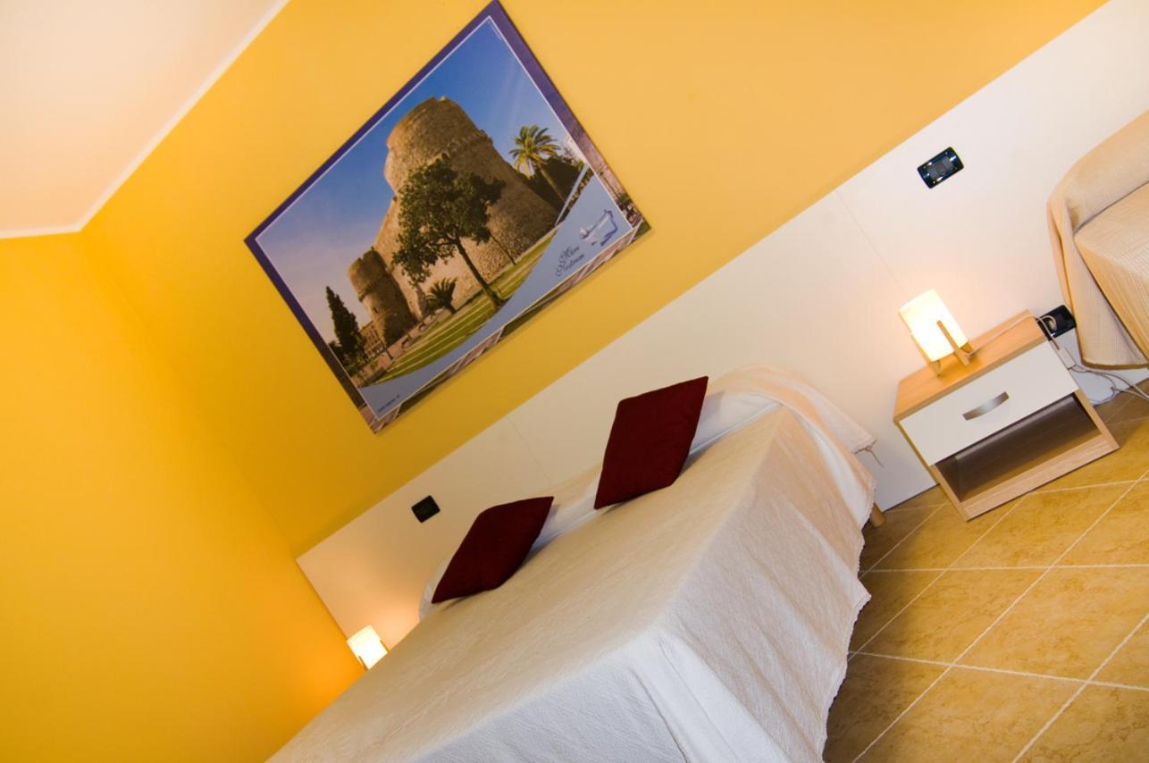 B&B Mare Nostrum Catona Di Reggio Calabria Exterior photo